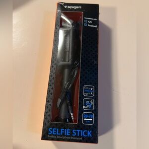 Black Selfie Stick for iOS and Android